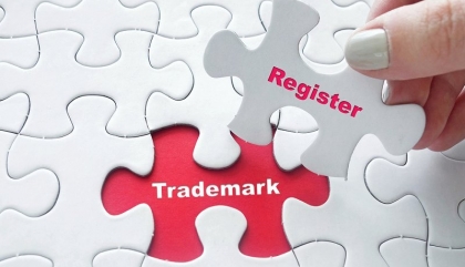Subject has right to register protection marks